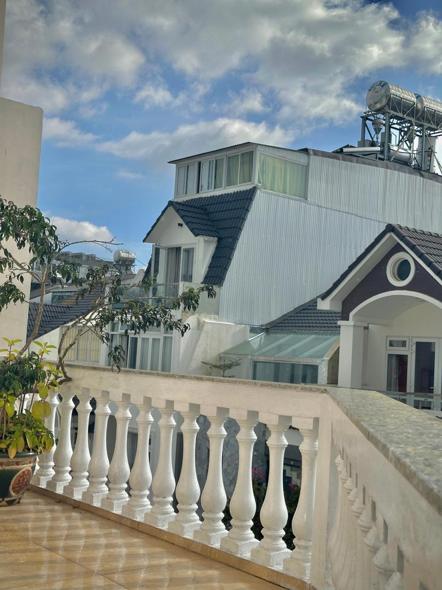 Khach San My Hang Da Lat Exterior photo